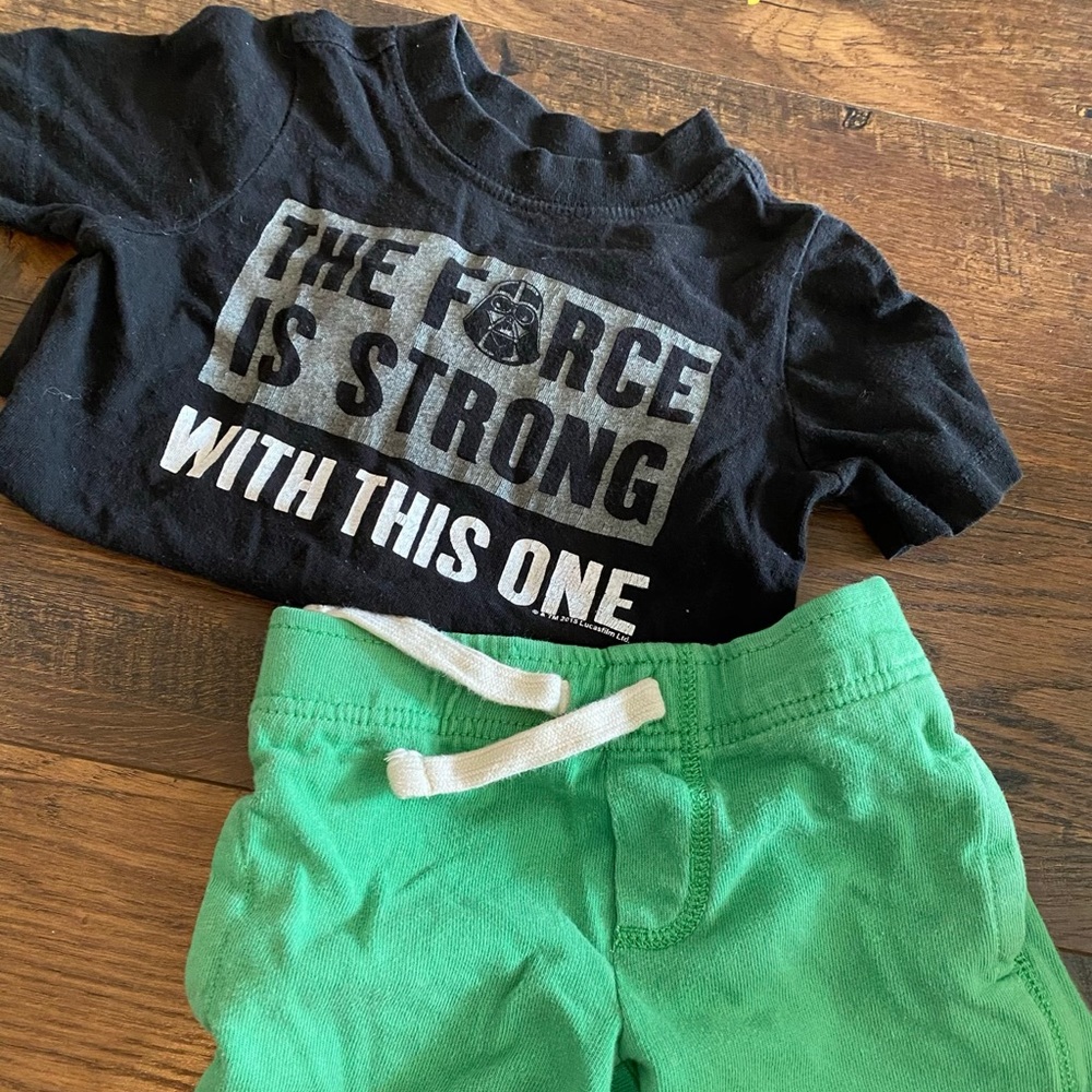 Old Navy 2T Star Wars Shirt and 2T Gymboree shorts
